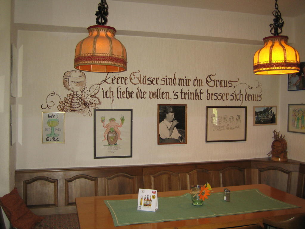 Landhotel Weinhaus Treis Weinaehr ภายนอก รูปภาพ